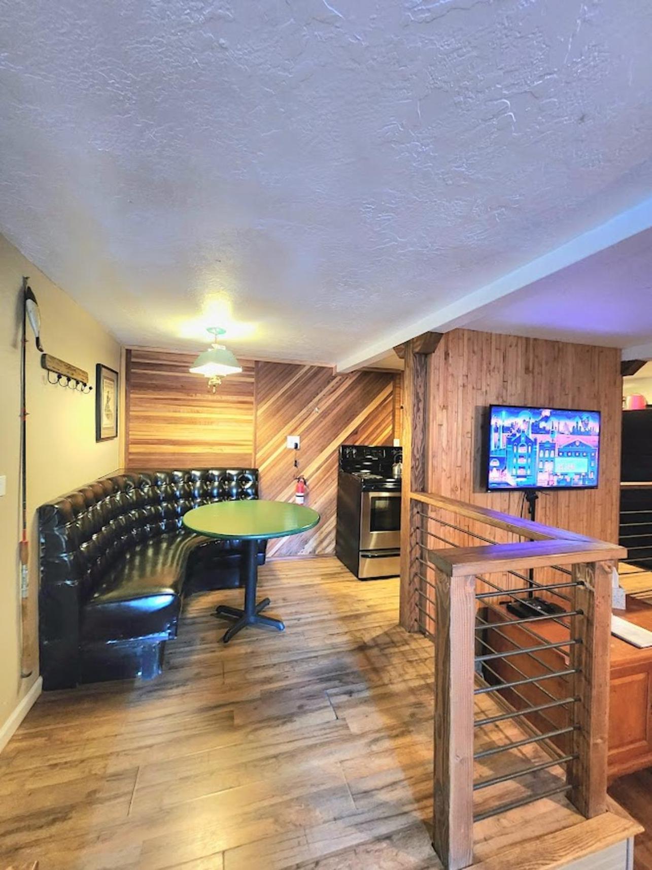 Bear Cave- Pet Friendly Suite In Shaver Lake Shaver-tó Kültér fotó