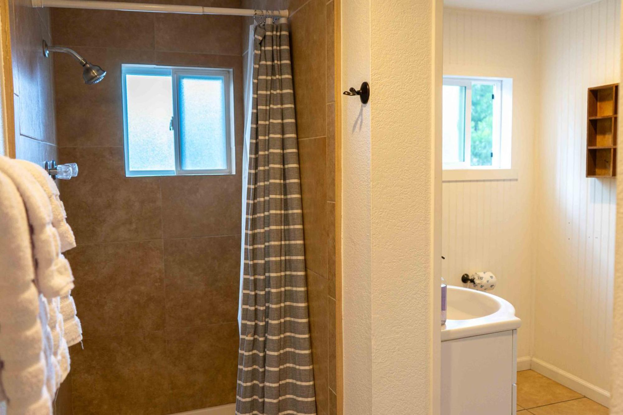 Bear Cave- Pet Friendly Suite In Shaver Lake Shaver-tó Kültér fotó